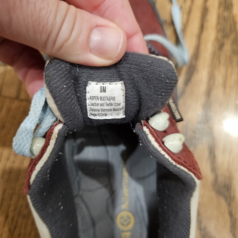 J-41 Jeep Engineered Traction Sole Women's Burgundy and Blue Sneakers - Picture 7 of 9